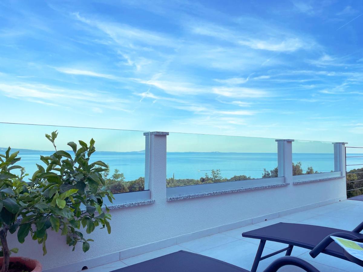 Apartment Seagreen Retreat Peruski Bagian luar foto
