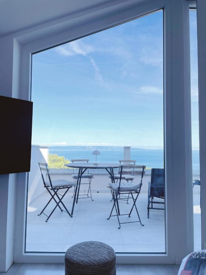 Apartment Seagreen Retreat Peruski Bagian luar foto